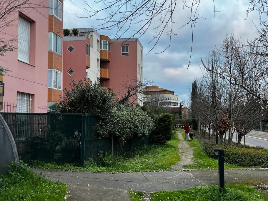 Apparemment Blagnac Proche Tramアパートメント エクステリア 写真